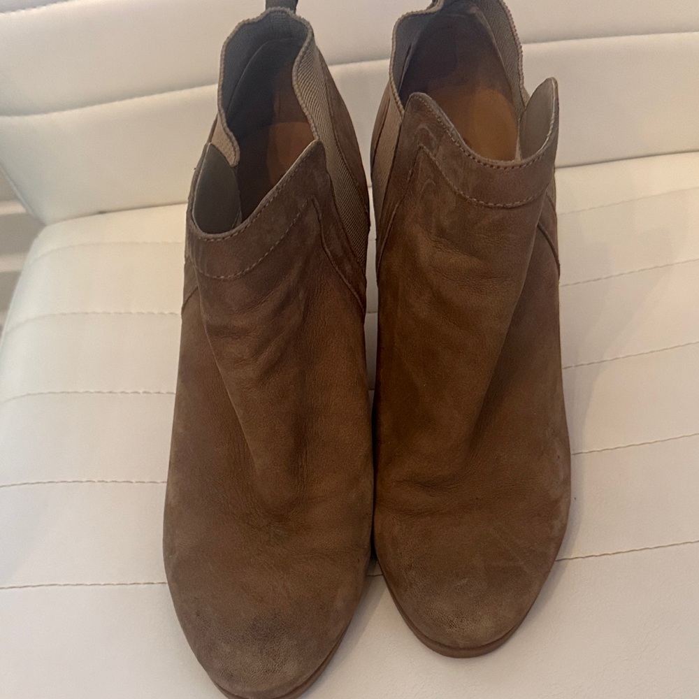 Crown Vintage Carley Wedge Pull on Wedge Size 9